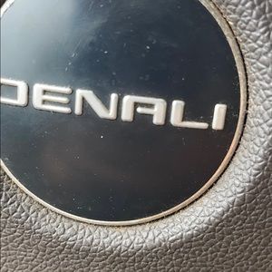 Meet your Posher, Christian